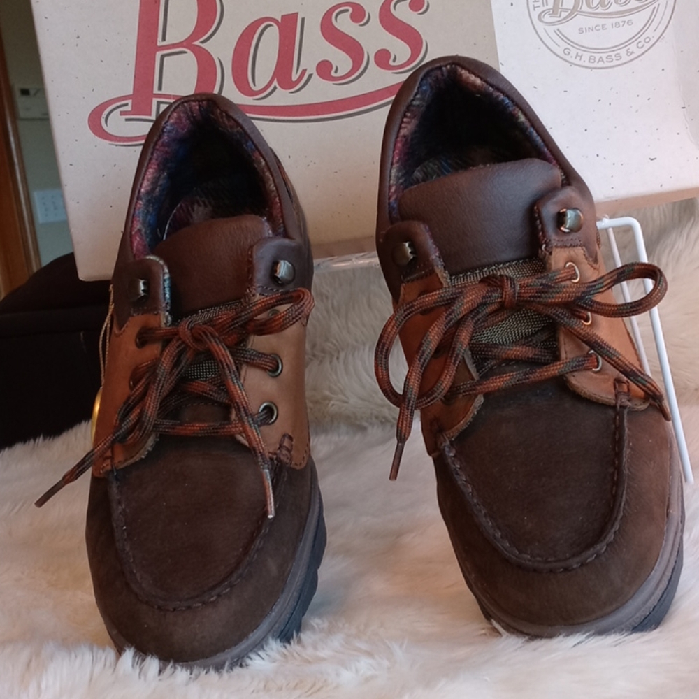 Vintage Bass Dark Brown Coyote Size 7 Brand New